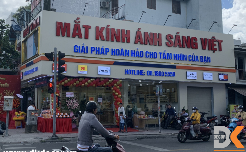 Thiết Kế Thi Công Shop Mắt Kính Ánh Sáng Việt CN1