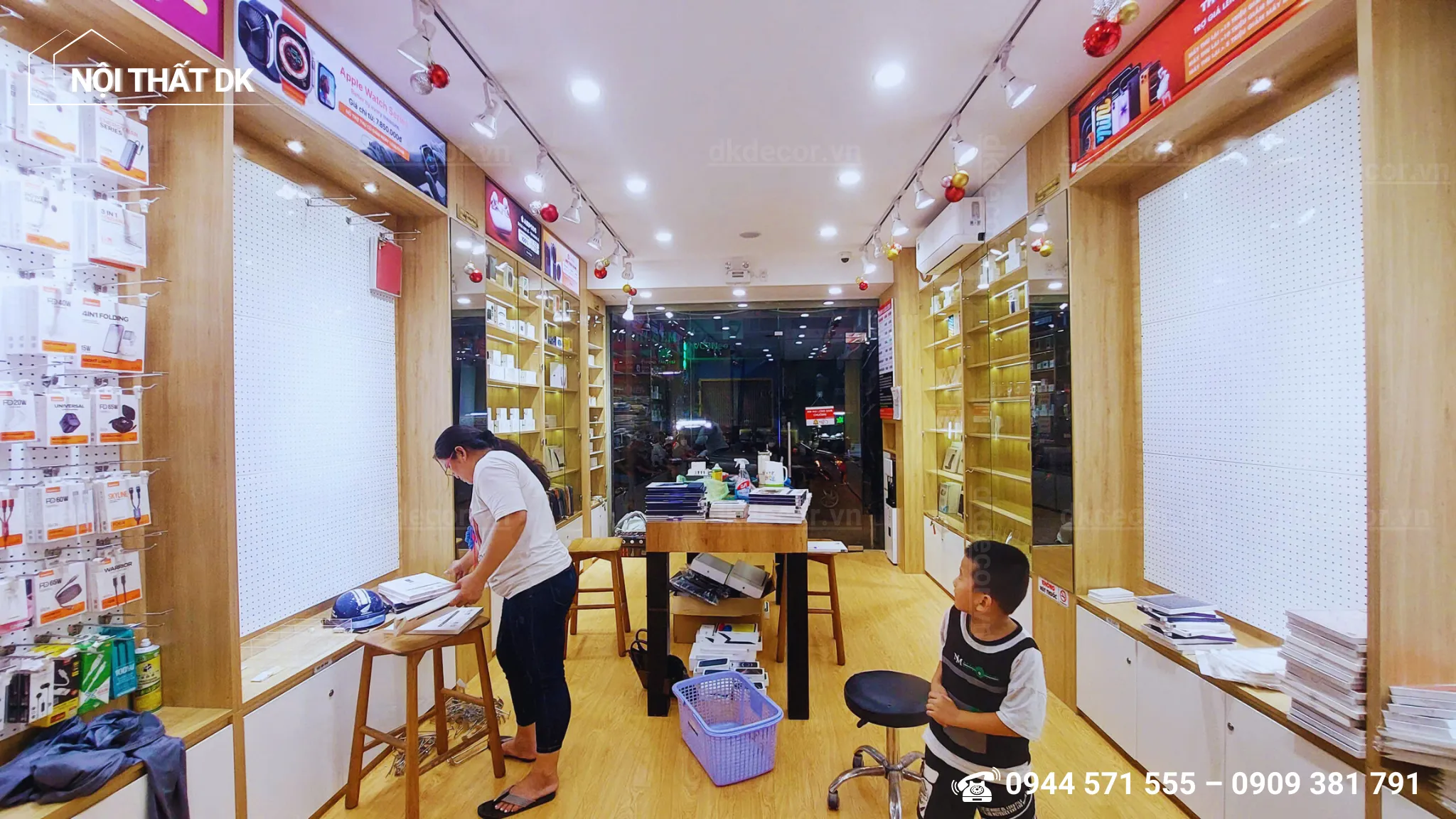 thi công cửa hàng điện thoại h2shop-tân phú - 40m2