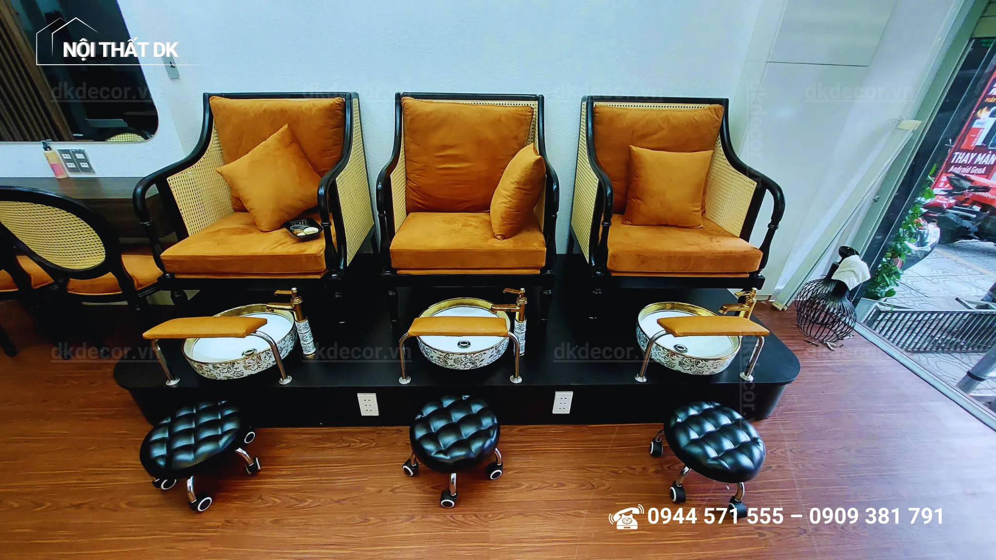 thi công tiệm nail navii quận 1 35m2